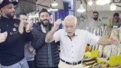 Un pensionar iranian care dansează înfurie regimul de la Teheran
