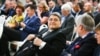 Emil Hurezeanu se întoarce la post, după o discuție avută joi de Klaus Iohannis cu omologul său austriac, Alexander Van der Bellen, la inițiativa părții austriace. 