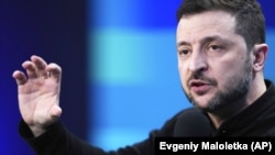 Те, що його майбутня зустріч із Дональдом Трампом відбудеться перед зустріччю американського президента з російським лідером Володимиром Путіним Зеленський назвав добрим сигналом