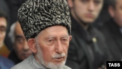 Принимая во внимание масштаб личности погибшего, о мирном процессе, скорее всего, придется забыть