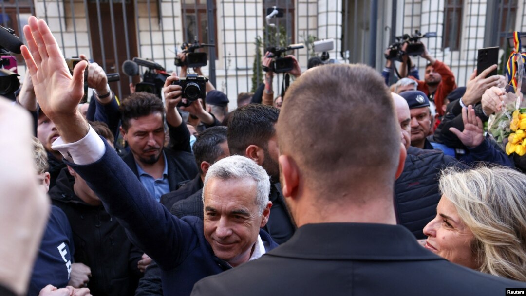 Călin Georgescu, candidat pro-rus, și-a depus vineri, 7 martie, candidatura la BEC, pentru Președinția României.