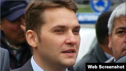 Dan Şova a fost condamnat definitiv la trei ani de închisoare cu suspendare pentru trafic de influenţă. 