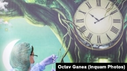 Imagine generică cu procesul de vaccinare din perioada pandemiei de Covid. 
