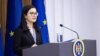 Viceprim-ministra pentru Integrare Europeană, Cristina Gherasimov, la o conferință de presă la Guvern, unde a vorbit despre lansarea evaluării legislației naționale – primul pas tehnic în procesul de aderare a R. Moldova la UE.