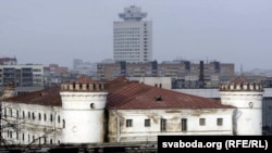 Турма на вуліцы Валадарскага