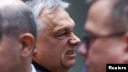 Viktor Orban, premierul Ungariei, a dat speranțe de aderare UE Ucrainei, numai pentru a le bloca la câteva ore după, fondurile promise de Bruxelles.